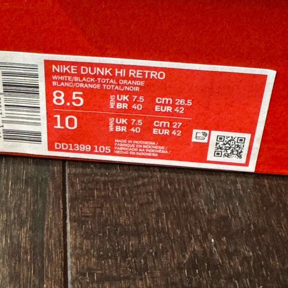 NIKE DUNK HI RETRO size 8.5 men’s/ 10 women - Picture 6 of 6